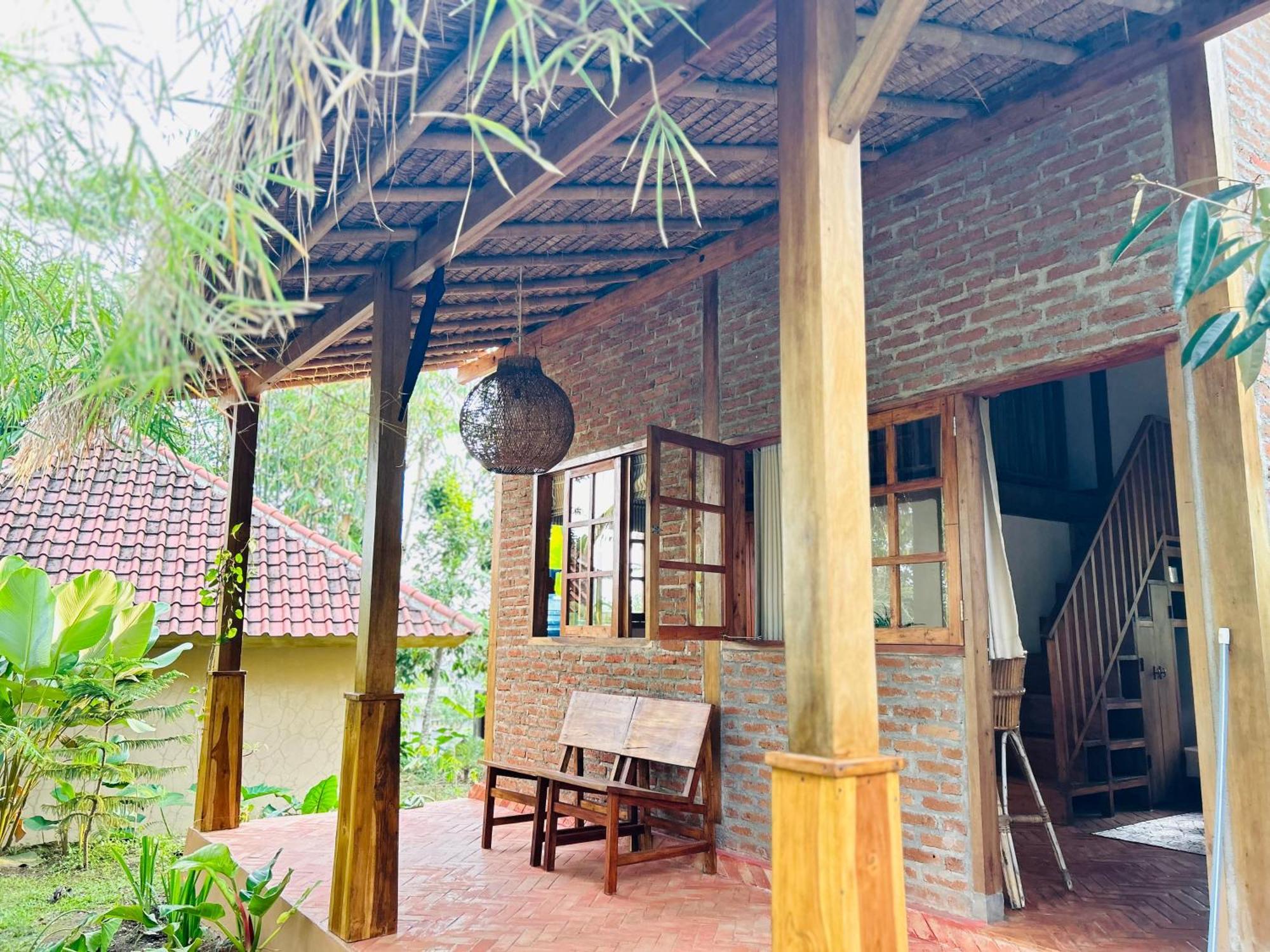 Apartmán Santai House Tetebatu Exteriér fotografie